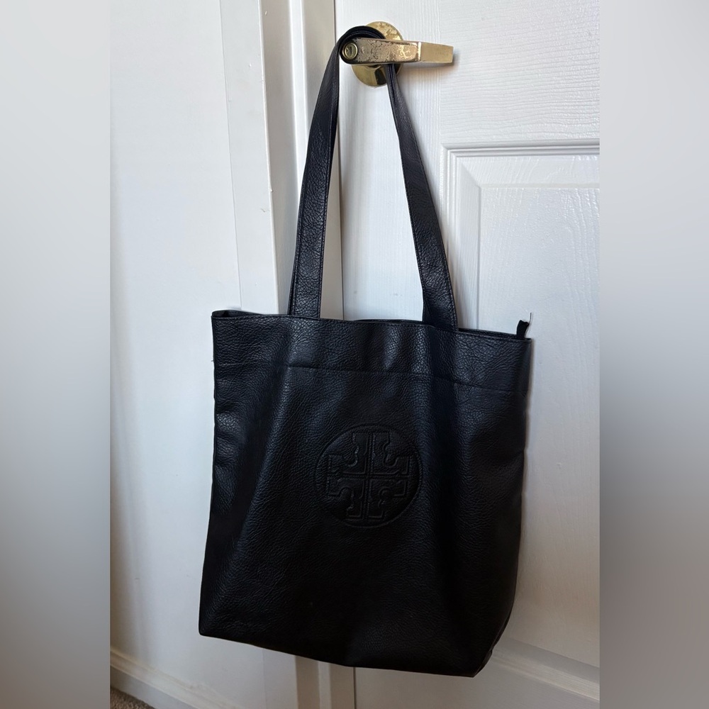 Tory Burch Black  Logo Tote